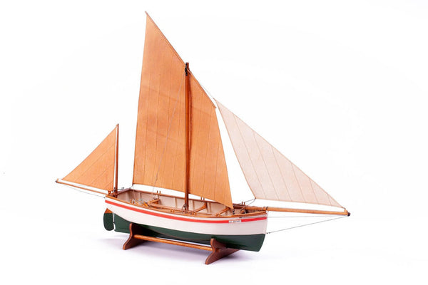 Billings Models 1/30 Le Bayard Wooden Ship Kit