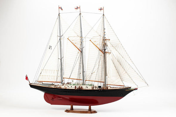 Billings Models 1/75 Sir Winston Churchill Wooden Ship Kit