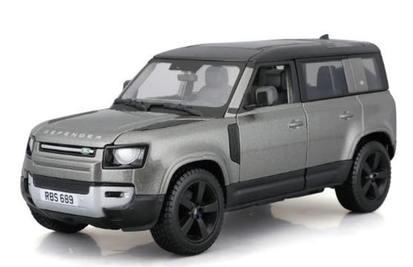 Burago 1/24 2022 Land Rover Defender Diecast Model