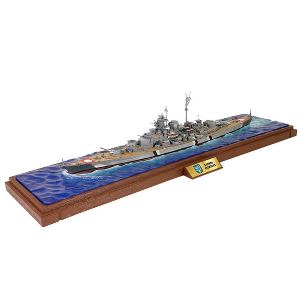 Forces Of Valor 1/700 German Battleship, Bismarck (Waterline Series)