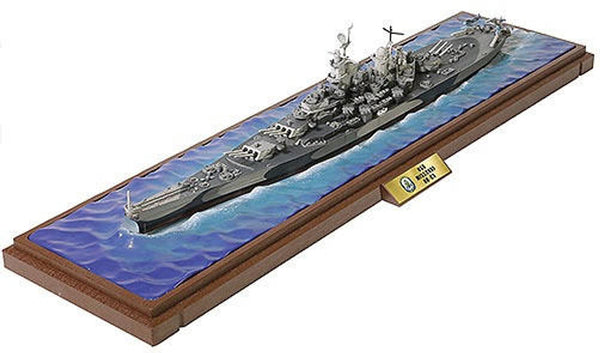 Forces Of Valor 1/700 Iowa Class Battleship, USS Missouri BB-63 (Waterline Series)