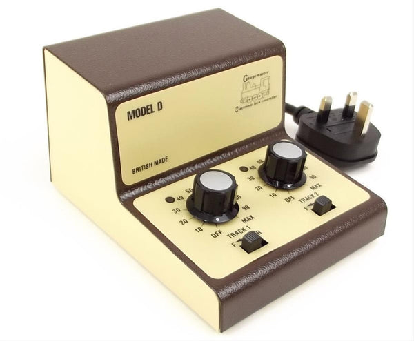 Gaugemaster Model D Twin Train and Model Railway Controller