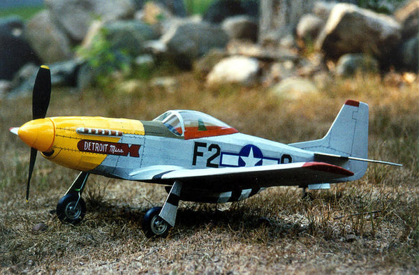 Guillow 1/16 P-51 Mustang Balsa Model Kit