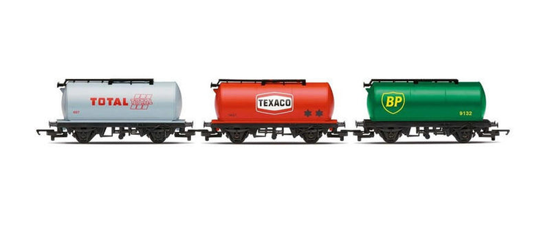 Hornby Railways RailRoad Petrol Tankers, three pack, Various-Era 2/3