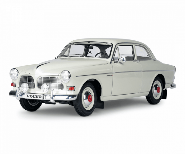 IXO 1/8 Volvo S122 Amazon