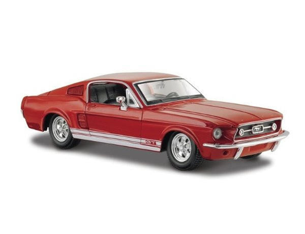 Maisto 1/24 Ford Mustang GT 1967 Diecast Model