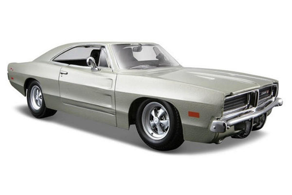 Maisto 1/25 1969 Dodge Charger RT Diecast Model