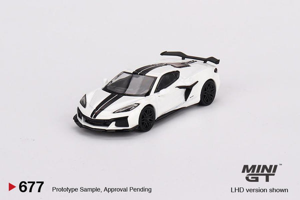 Mini GT 1/64 Chevrolet Corvette Z06 2023 Arctic White (RHD)