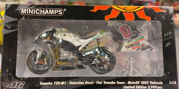 Minichamps 1/12 Yamaha YZR-M1 Moto GP Valencia 2007 Valentino Rossi
