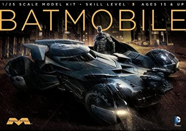 Moebius Models 1/25 Batman vs Superman Batmobile