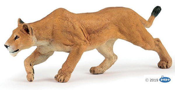 Papo Toys Lioness Chasing