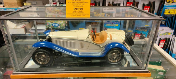 Pocher 1/8 1932 Alfa Romeo Spider Touring Gran Sport Ready Assembled